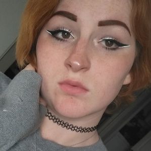 Meet your Posher, Hailey